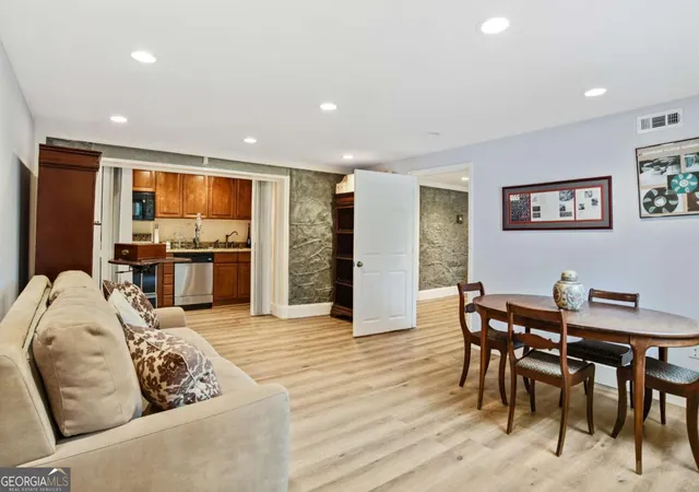 Photo 3 of Single family home for sale at 2900 Lookout Pl NE, Atlanta, GA 30305 | MLS# 10767306 | Listing updated on 2026-08-18