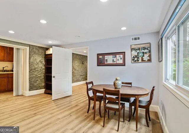 Photo 4 of Single family home for sale at 2900 Lookout Pl NE, Atlanta, GA 30305 | MLS# 10767306 | Listing updated on 2026-08-18