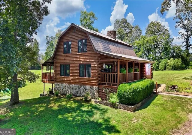 Photo 2 of Single family home for sale at 527 Beason Rd Se, Calhoun, GA 30701 | MLS# 10827955 | Listing updated on 2026-09-07