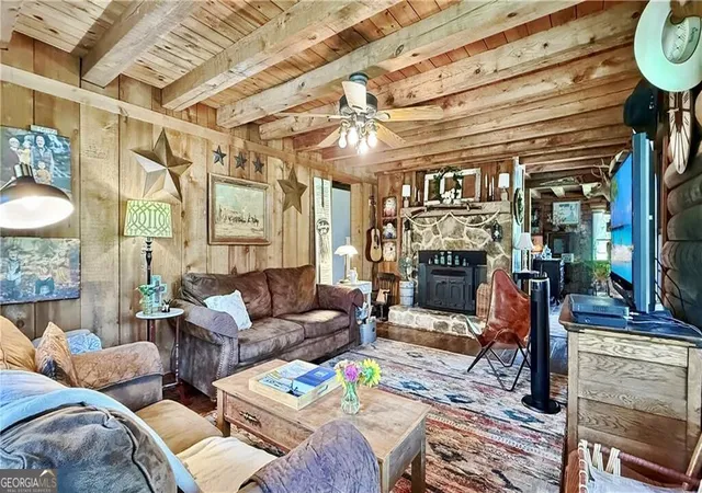 Photo 4 of Single family home for sale at 527 Beason Rd SE, Calhoun, GA 30701 | MLS# 10827955 | Listing updated on 2026-09-07