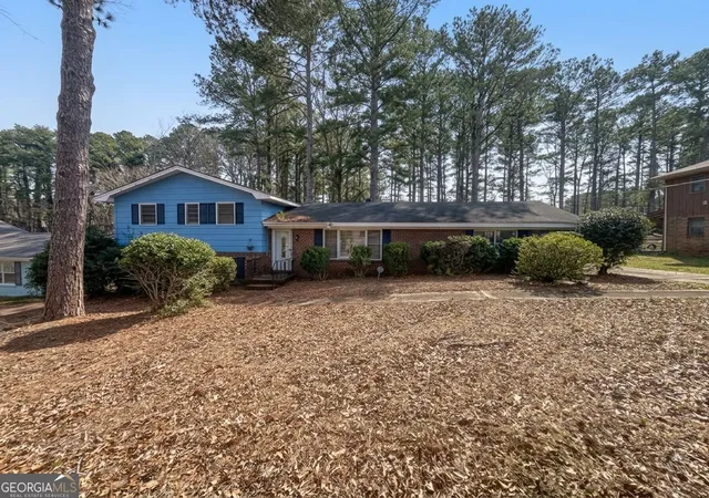 Photo 2 of Single family home for sale at 279 Timberland Trl, Riverdale, GA 30274 | MLS# 10827283 | Listing updated on 2026-08-31