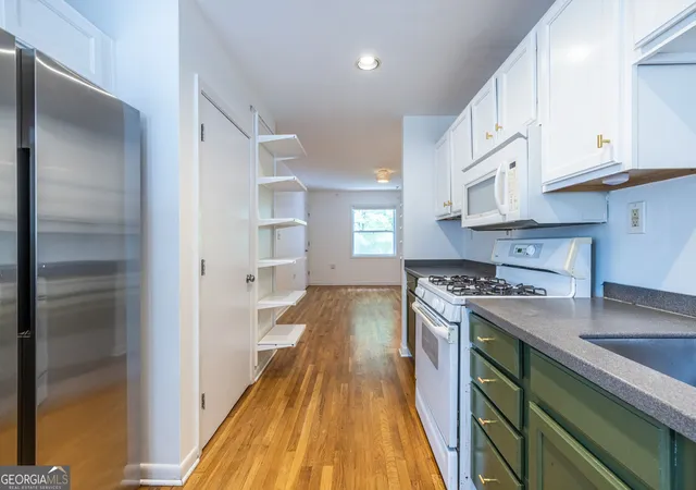 Photo 3 of Condo for sale at 575 Flat Shls Ave SE #8, Atlanta, GA 30316 | MLS# 10806754 | Listing updated on 2026-07-30