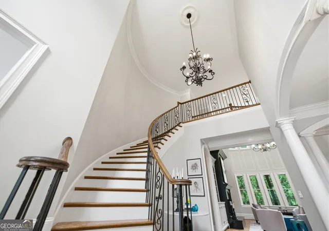 Photo 4 of Sale Pending at 1720 Oak Tree Holw, Gainesville, GA 30501 | MLS# 10772151 | Listing updated on 2026-08-01