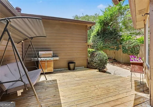Photo 4 of Townhouse for sale at 535 Putters Ct, Johns Creek, GA 30022 | MLS# 10809491 | Listing updated on 2026-09-04