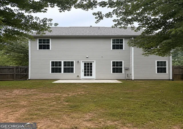 Photo 2 of Single family home for sale at 1942 Oakbluff Dr, Austell, GA 30106 | MLS# 10803195 | Listing updated on 2026-10-02
