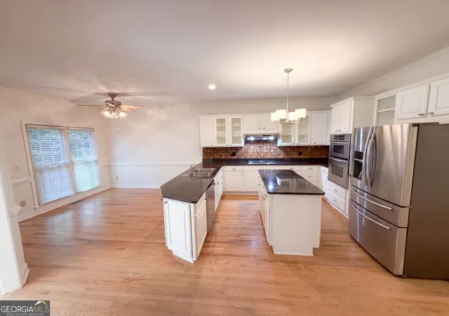 Photo 2 of Single family home for sale at 3320 Sweetwater Dr, Cumming, GA 30041 | MLS# 10832524 | Listing updated on 2026-10-03