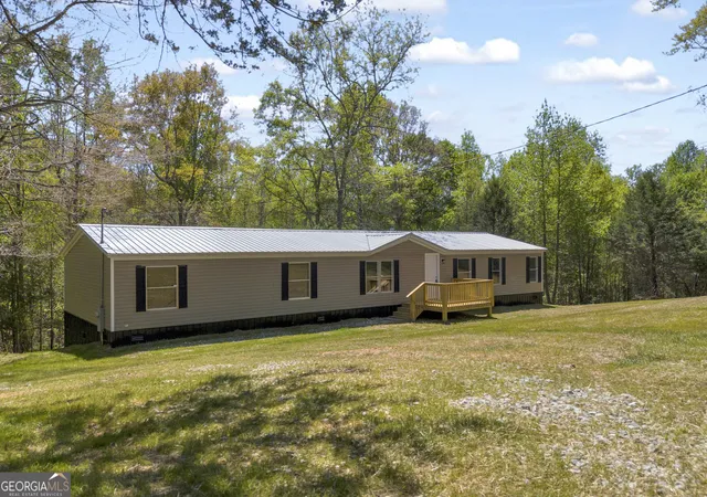 Photo 2 of Manufactured home for sale at 1715 Faye Carey Road, Danielsville, GA 30633 | MLS# 10731620 | Listing updated on 2026-08-28