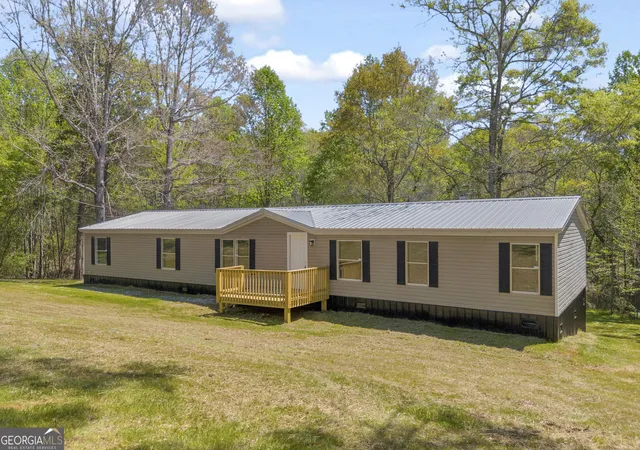 Homes for sale in Danielsville, GA | 1715 Faye Carey Road, Danielsville, GA 30633 | MLS# 10731620