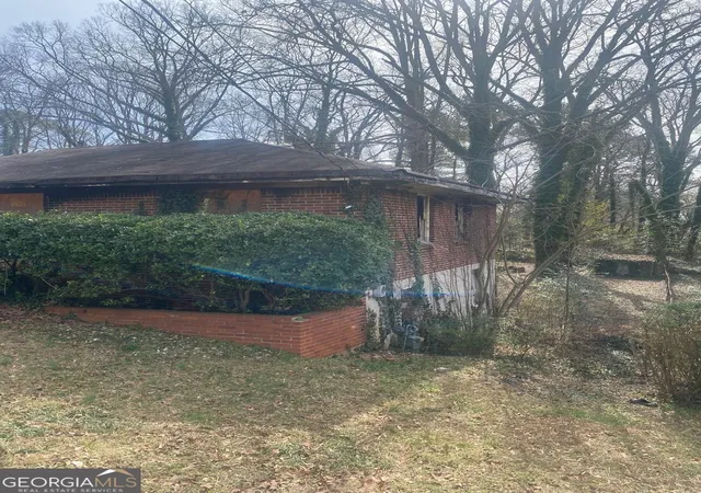 Photo 2 of Single family home for sale at 1650 Flintwood Dr Se, Atlanta, GA 30316 | MLS# 10827241 | Listing updated on 2026-08-31