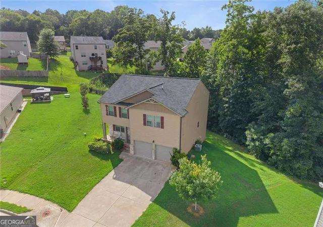 Photo 4 of Single family home for sale at 8175 Berrywood Ct, Covington, GA 30014 | MLS# 10813572 | Listing updated on 2026-09-18