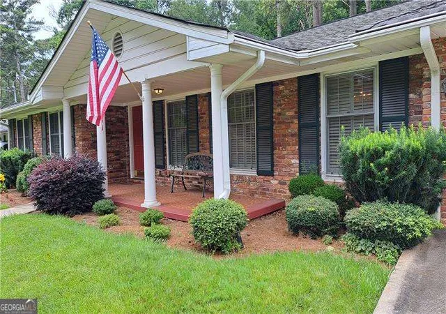 Photo 1 of Single family home for sale at 2976 Blackwood Rd, Decatur, GA 30033 | MLS# 10812384 | Listing updated on 2026-09-17