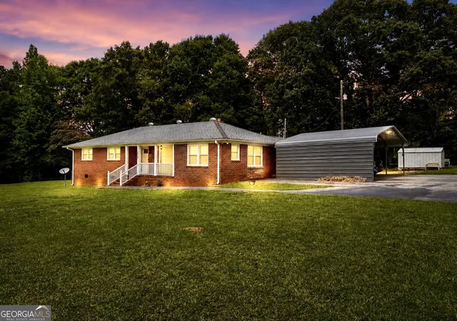 Homes for sale in Griffin, GA | 250 County Line Church Road, Griffin, GA 30223 | MLS# 10787201