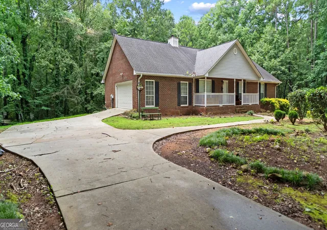 Photo 2 of Single family home for sale at 119 Bridget Dr, Hampton, GA 30228 | MLS# 10816278 | Listing updated on 2026-09-13