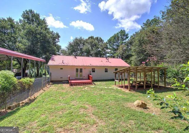 Photo 2 of Sale Pending at 14 Bradford Ct Sw, Cartersville, GA 30120 | MLS# 10824379 | Listing updated on 2026-09-09
