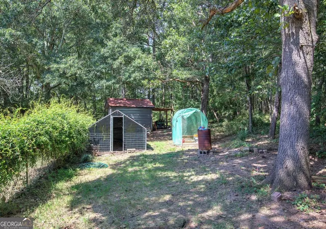 Photo 3 of Sale Pending at 14 Bradford Ct Sw, Cartersville, GA 30120 | MLS# 10824379 | Listing updated on 2026-09-09