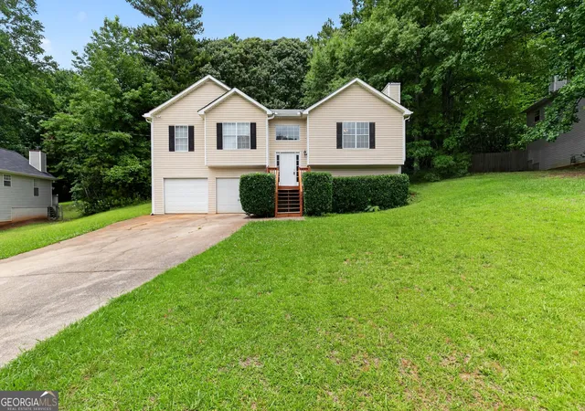 Homes for sale in Winston, GA | 7830 Poppy Dr, Winston, GA 30187 | MLS# 10785186