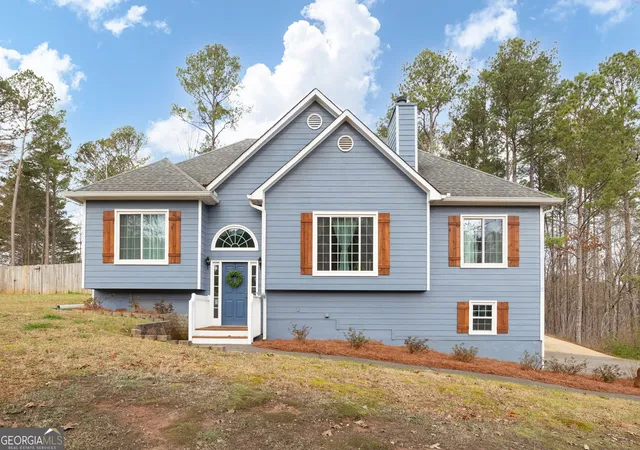 Photo 1 of Single family home for sale at 251 Eagle Lake Dr, Dallas, GA 30132 | MLS# 10710187 | Listing updated on 2026-08-03
