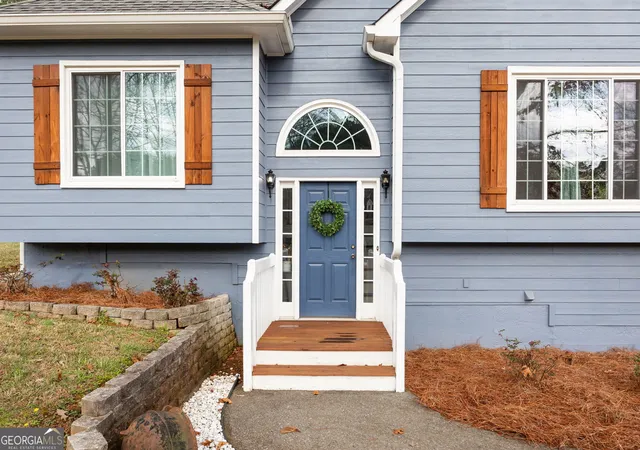Photo 3 of Single family home for sale at 251 Eagle Lake Dr, Dallas, GA 30132 | MLS# 10710187 | Listing updated on 2026-08-03