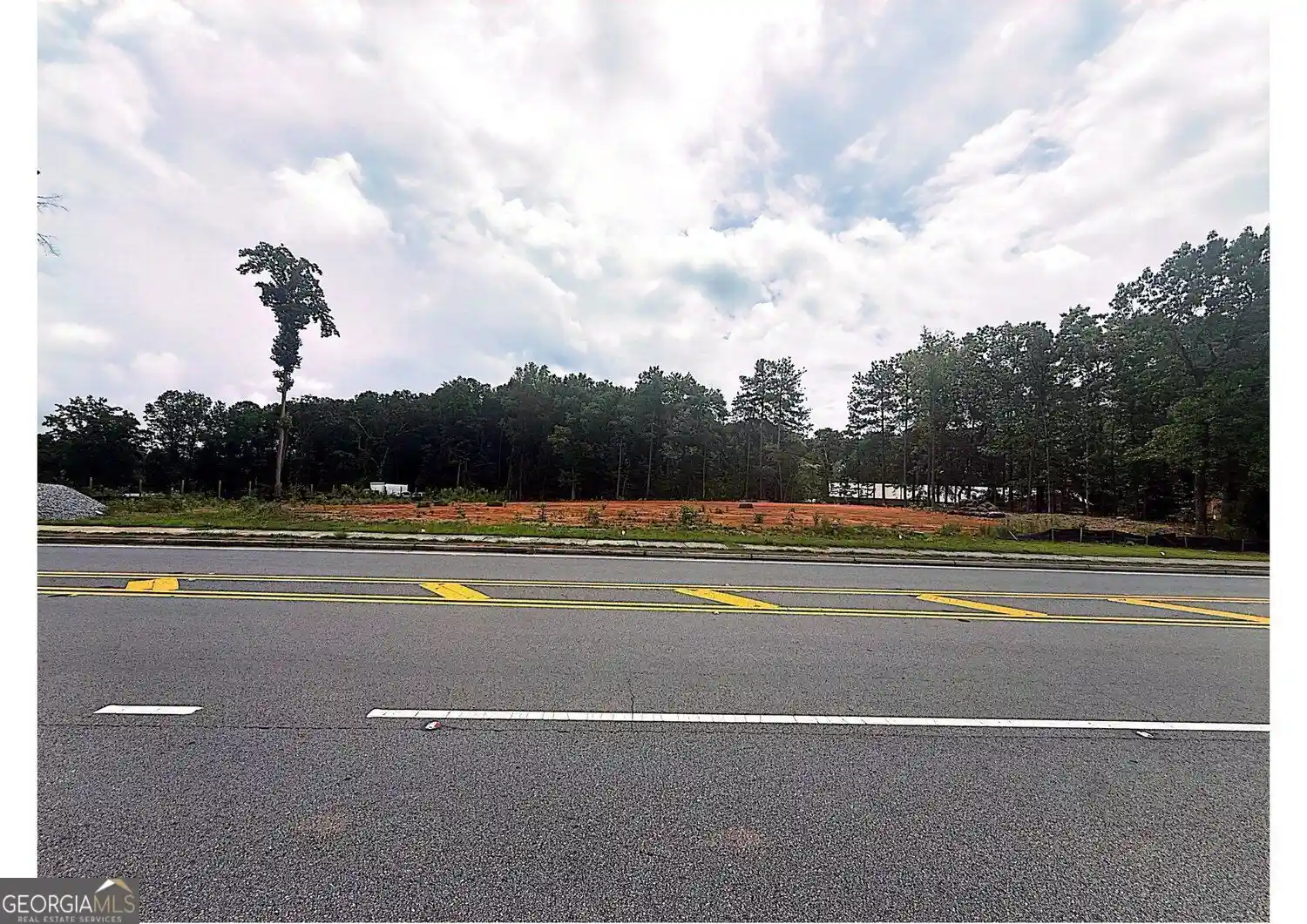 Photo 1 of Land for sale at 3980 State Rte 5, Douglasville, GA 30135 | MLS# 10857925 | Listing updated on 2026-10-02