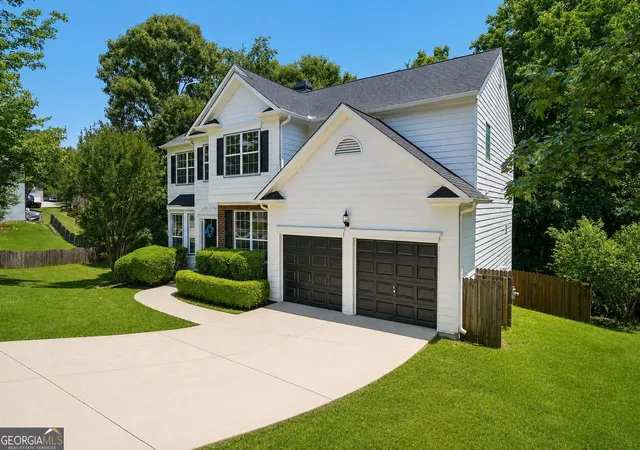 2nd image of 6815 Grand Magnolia Dr, Sugar Hill, GA 30518 | MLS# 10774146