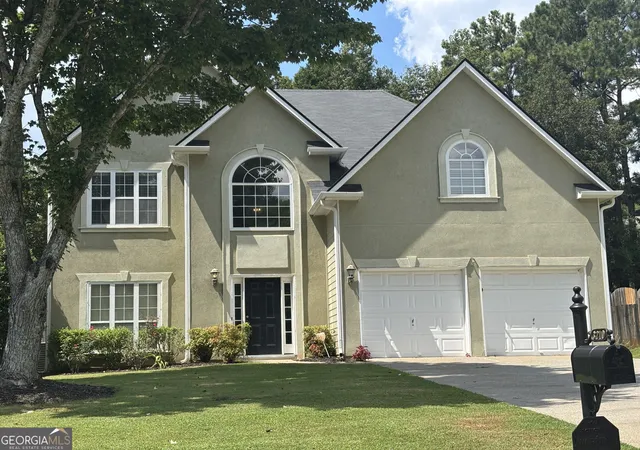 Photo 1 of Sale Pending at 3210 Glen Glade Wy, Cumming, GA 30041 | MLS# 10835494 | Listing updated on 2026-09-14