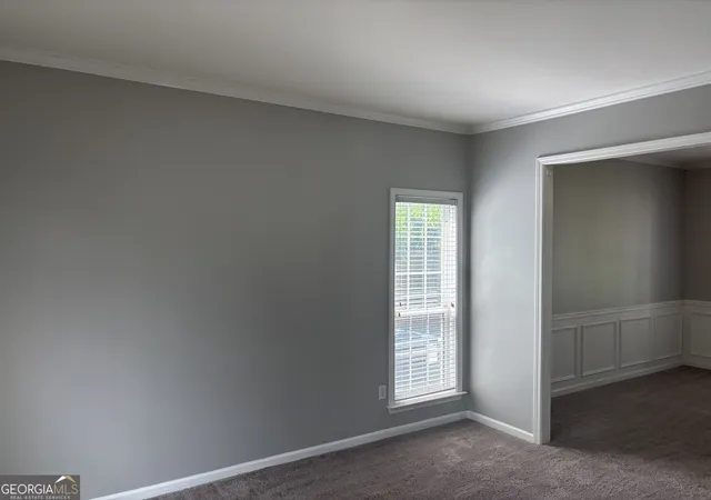 Photo 3 of Sale Pending at 3210 Glen Glade Wy, Cumming, GA 30041 | MLS# 10835494 | Listing updated on 2026-09-14