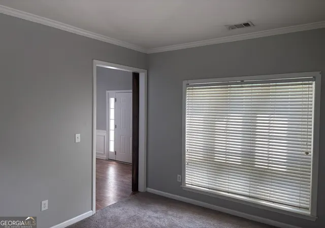 Photo 3 of Sale Pending at 3210 Glen Glade Wy, Cumming, GA 30041 | MLS# 10835494 | Listing updated on 2026-09-14