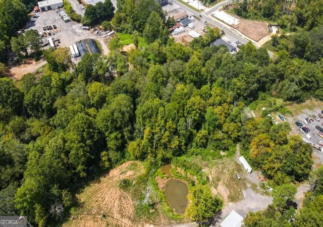 Photo 2 of Sale Pending at 268 Arnold Mill Rd, Woodstock, GA 30188 | MLS# 10369774 | Listing updated on 2026-08-24