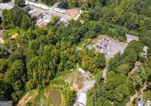 Photo 3 of Sale Pending at 268 Arnold Mill Rd, Woodstock, GA 30188 | MLS# 10369774 | Listing updated on 2026-08-24