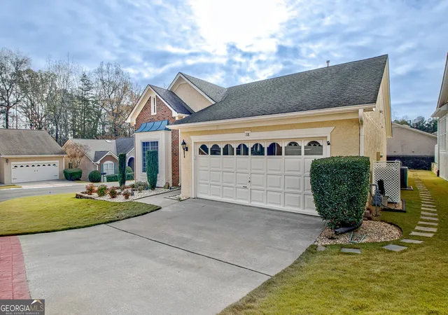 Homes for sale in Peachtree City, GA | 118 Augusta Dr, Peachtree City, GA 30269 | MLS# 10794869