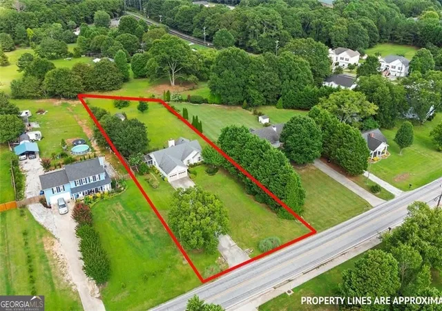 Photo 2 of Single family home for sale at 3100 Oak Grv Rd, Loganville, GA 30052 | MLS# 10809585 | Listing updated on 2026-10-08