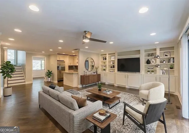 1st image of 1885 D'youville Ln, Brookhaven, GA 30341 | MLS# 10810330