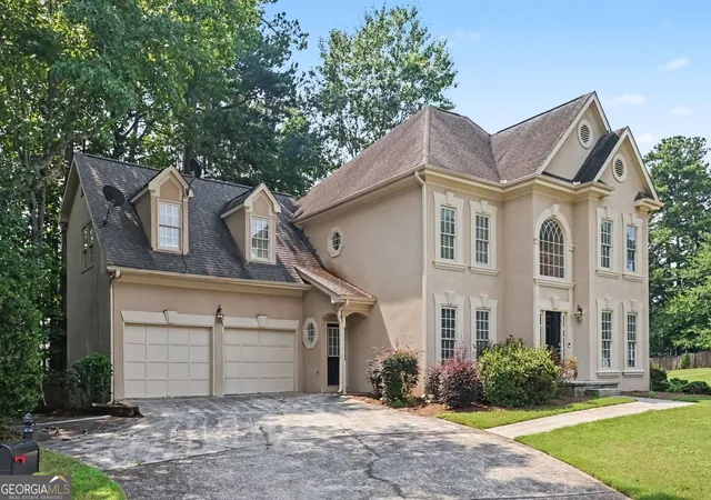 2nd image of 844 Biscayne Wy Nw, Suwanee, GA 30024 | MLS# 10816962