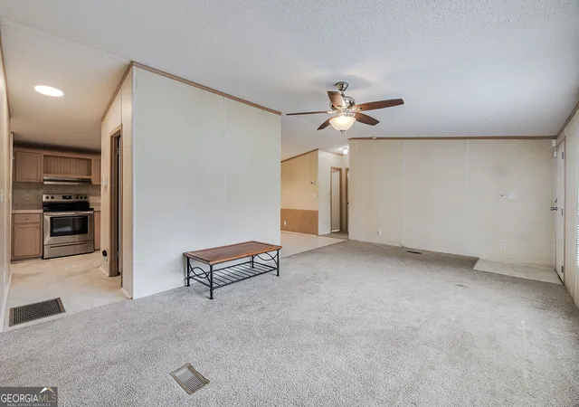 5th image of 437 Burkhalter Cir, Claxton, GA 30417 | MLS# 10818057