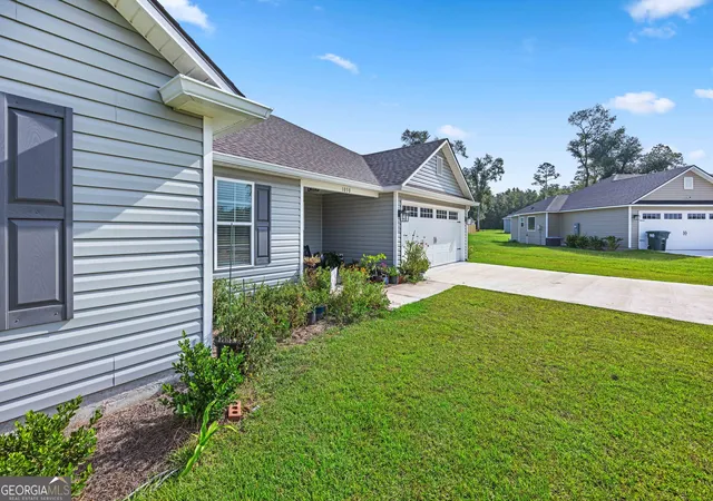 Photo 3 of Sale Pending at 1050 Mary Nell Ct, Valdosta, GA 31601 | MLS# 10831436 | Listing updated on 2026-09-08