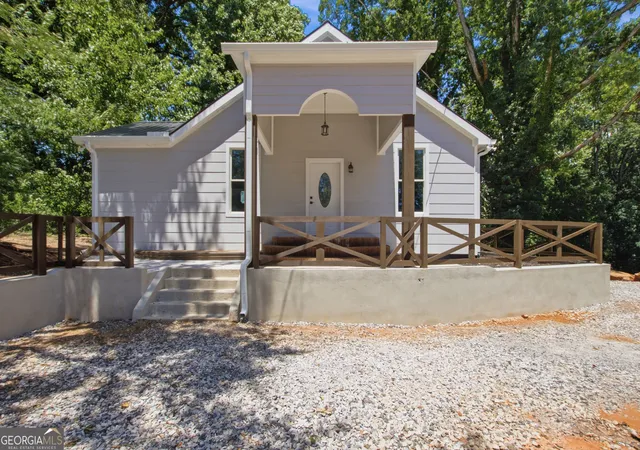 Homes for sale in Toccoa, GA | 162 Falls Rd, Toccoa, GA 30577 | MLS# 10794597