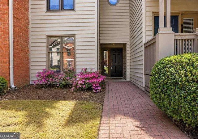 1st image of 507 Garden Ct, Sandy Springs, GA 30328 | MLS# 10813336