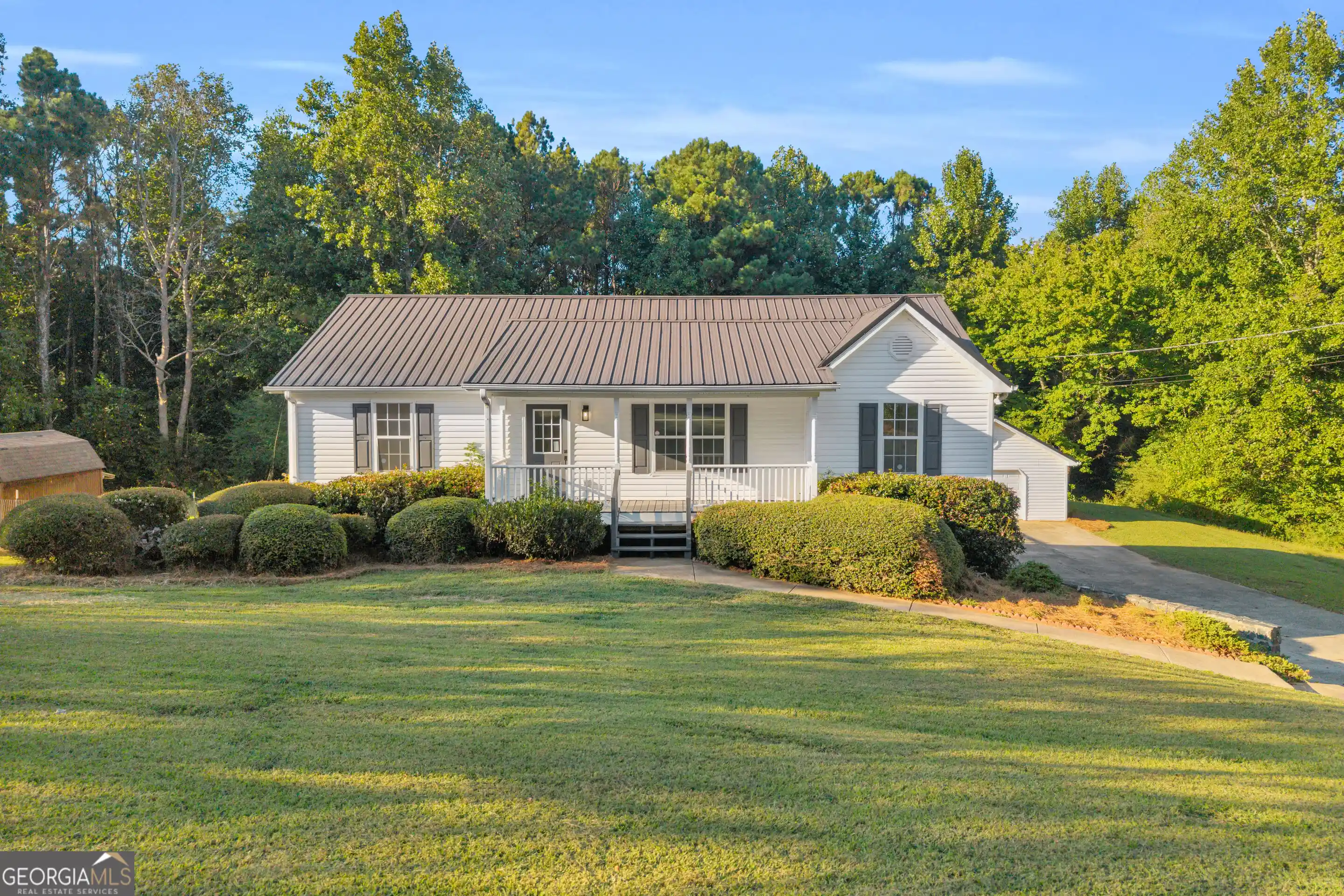 Photo 1 of Sale Pending at 284 Hobson Dr, Jasper, GA 30143 | MLS# 10857233 | Listing updated on 2026-10-17