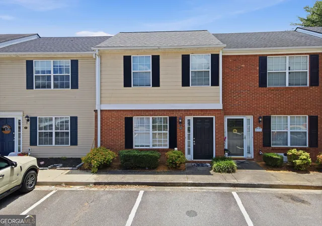 1st image of 18 Princeton Pl Dr, Adairsville, GA 30103 | MLS# 10789121