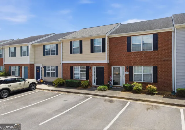 2nd image of 18 Princeton Pl Dr, Adairsville, GA 30103 | MLS# 10789121