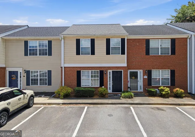 3rd image of 18 Princeton Pl Dr, Adairsville, GA 30103 | MLS# 10789121