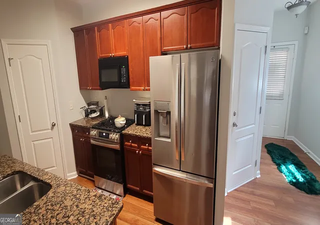 Photo 3 of Townhouse for sale at 5719 Singlebriar Ct, Norcross, GA 30093 | MLS# 10534140 | Listing updated on 2026-08-27