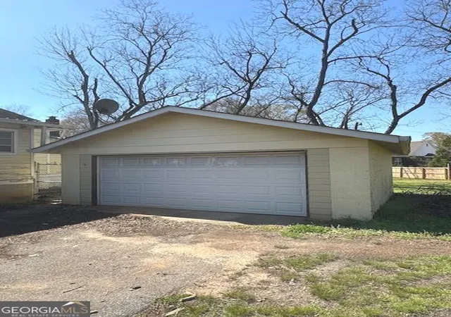 3rd image of 453 N Cherokee Rd, Social Circle, GA 30025 | MLS# 10712955