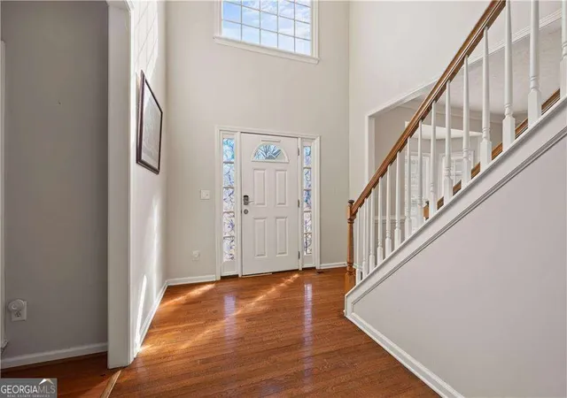 Photo 3 of Single family home for sale at 231 Beechwood Ln, Stone Mountain, GA 30087 | MLS# 10818778 | Listing updated on 2026-08-30