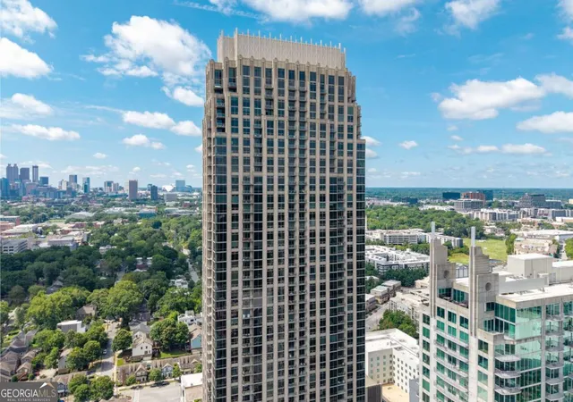 2nd image of 270 17Th St Nw, Atlanta, GA 30363
