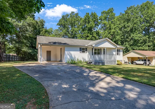 1st image of 145 Goldust Ave, Clarkesville, GA 30523 | MLS# 10808648