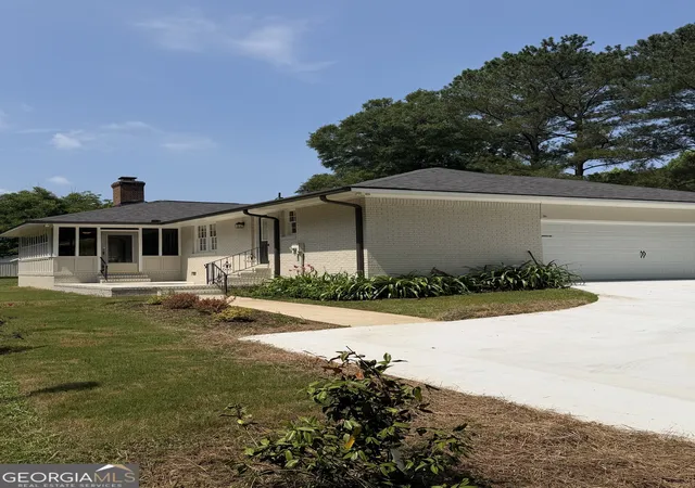 Homes for sale in Hogansville, GA | 852 Mobley Bridge Rd, Hogansville, GA 30230 | MLS# 10800586