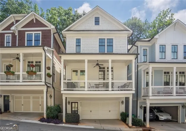 1st image of 826 Grove Bnd, Decatur, GA 30030 | MLS# 10821325