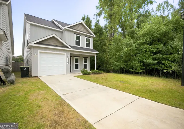 Photo 2 of Single family home for sale at 110 Leisure Pointe Cvs, Warner Robins, GA 31088 | MLS# 10834741 | Listing updated on 2026-09-18