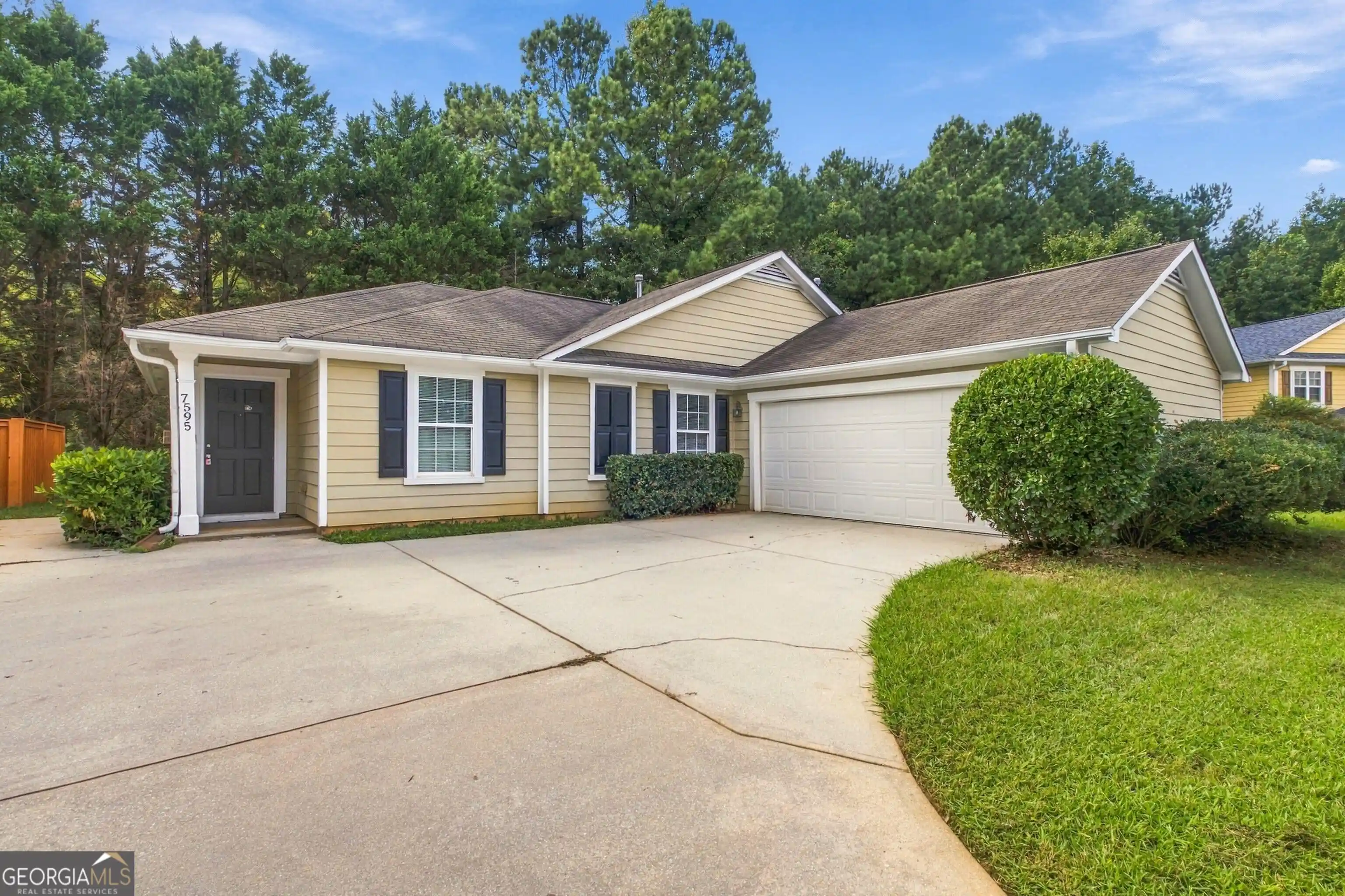 Photo 1 of Single family home for sale at 7595 Waverly Loop, Fairburn, GA 30213 | MLS# 10874159 | Listing updated on 2026-10-30